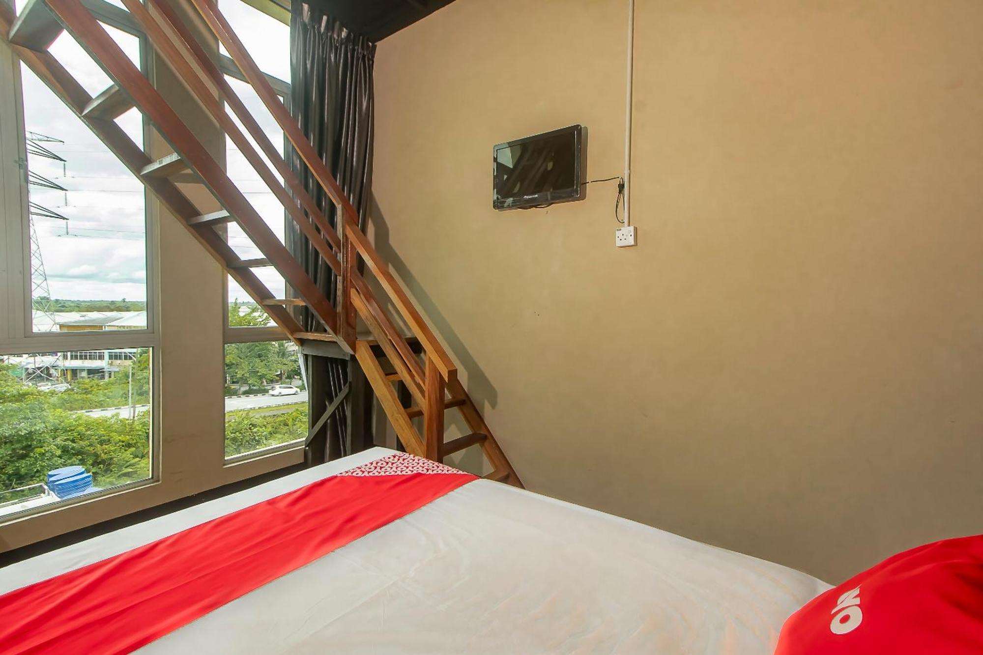 Oyo 90094 Hi Inn 3 Sibu Esterno foto